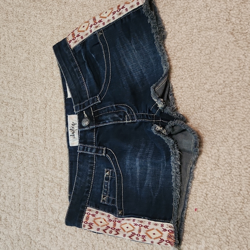 daytrip shorts from buckle - Picture 1 of 8